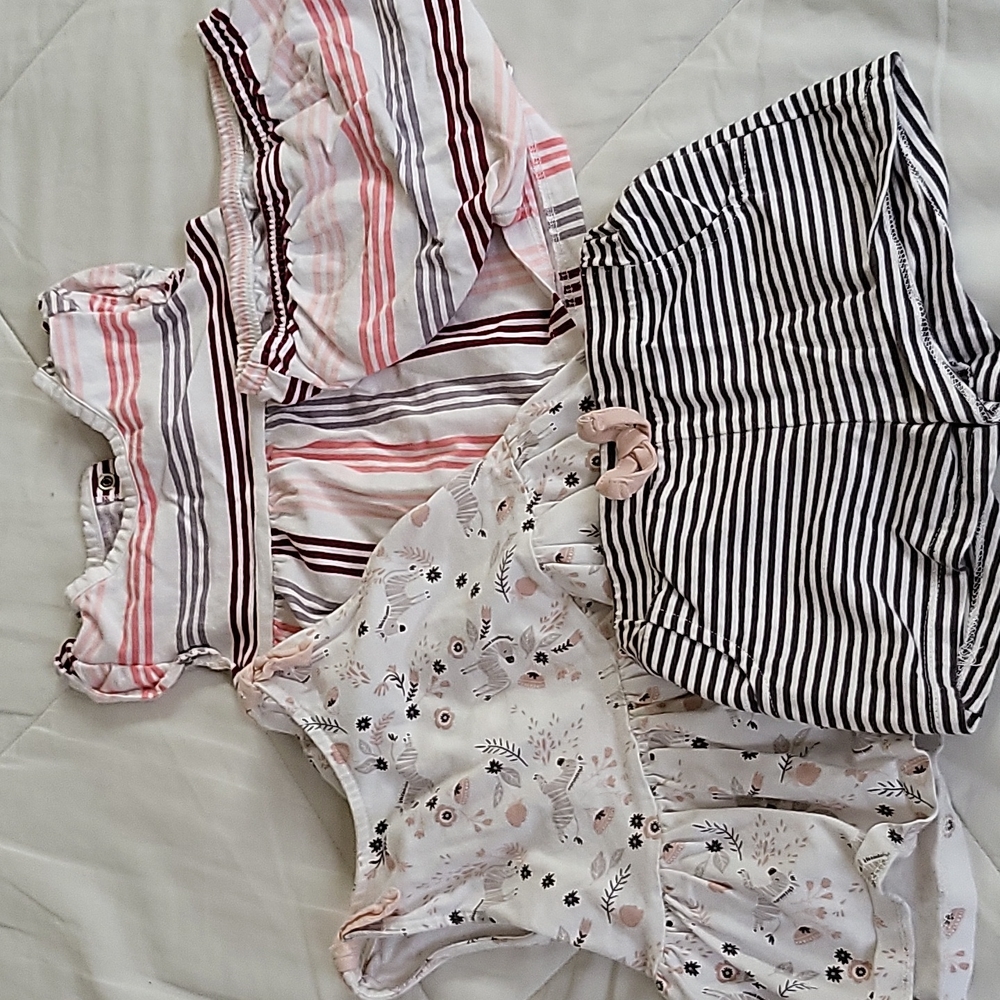 4PC "Hanging Out" Toddler outfit- 18M